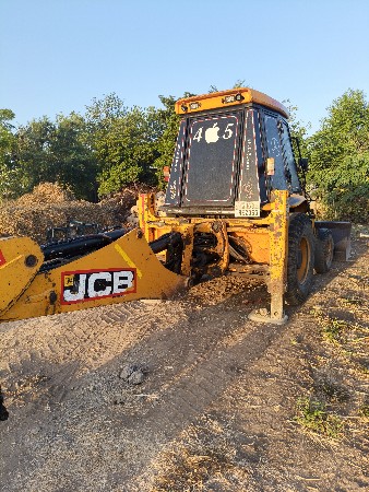 jcb