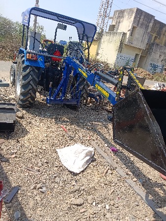 ડબલ જેક વાળા લોડર બનાવી આપ શું