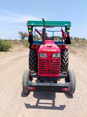 મહેંદ્ર 475 વેચવાનું છે