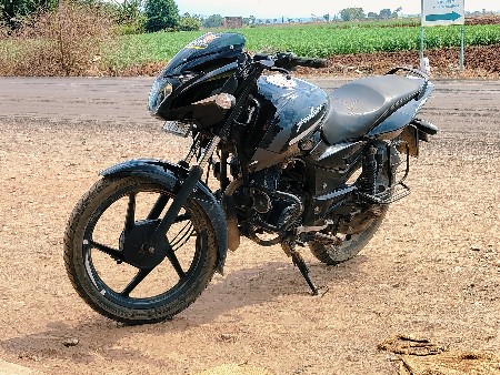 ગાડી વેચવાની છે વન ઓનર