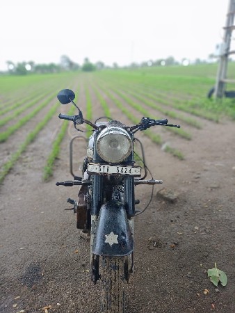 ગાડી વેચવાની છે