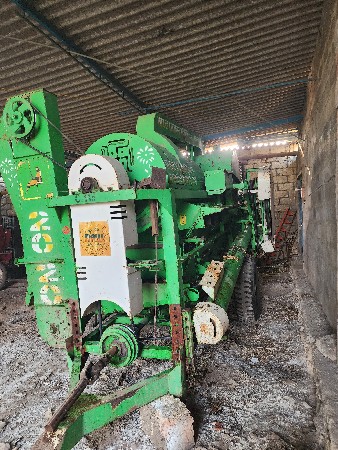 થેસર વેચવાના છે