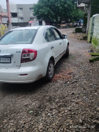 આ ગાડી વેચવાની છે