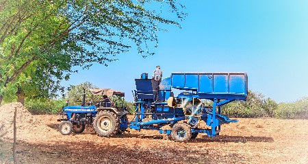 શ્રી ગણેશ થ્રેશર  વેચવાનું છે