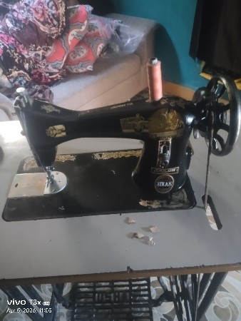 સિલાઈ મશીન વેચવાનું છે