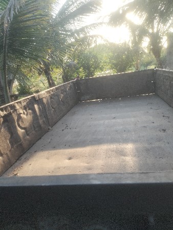 ગાડુ. વહેચવાનું છે. કદીક સનસારી