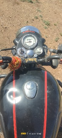 બુલેટ વેચવાની છે