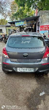 વેચવાની છે