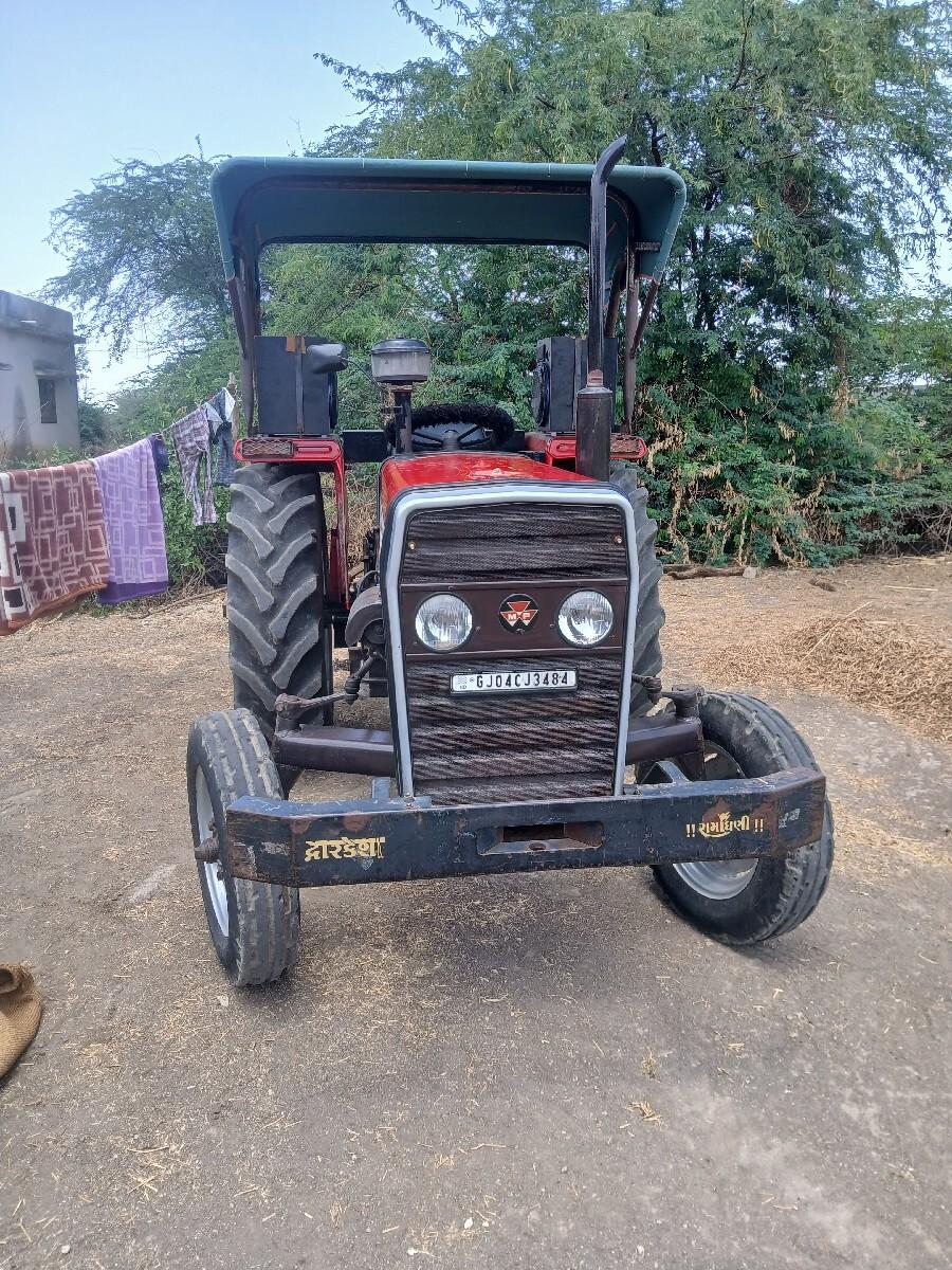 ટ્રેક્ટર વેચવાનુ છે