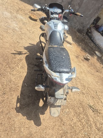 ટુ વ્હીલર વેચવાનું છે