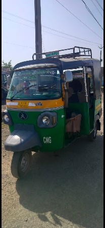 રીક્ષા વેચવાની છે