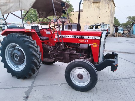 મેસી 241 ડી આઈ