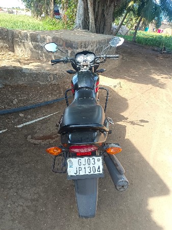 ગાડી વેચવાની છે