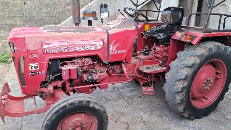ટ્રેક્ટર વેચવાનું છે 275