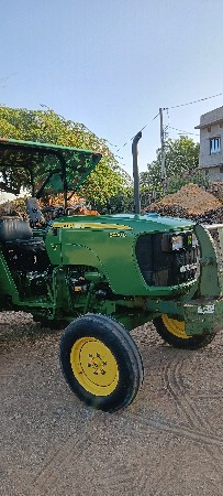 John Deere 5038 D