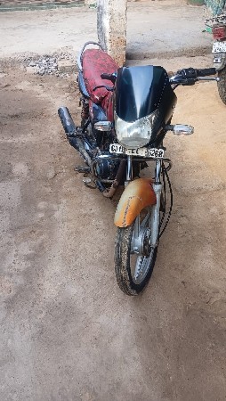 ટુ વ્હીલર વેચવાનું છે