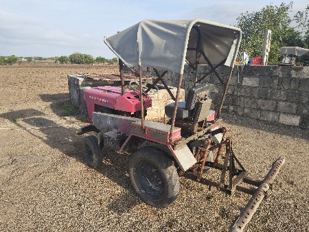 મીની ટ્રેકટર વેચવાનું છે