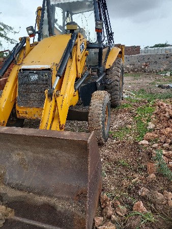 JCB 3dx vesanu se