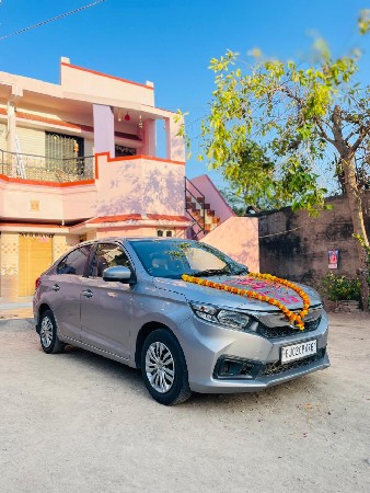 ફોર વીલ કાર હોન્ડા અમેજ