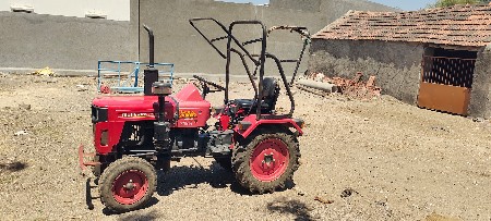 Yuvraj 215 મોડેલ 2022