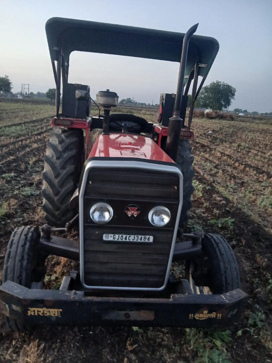 ટ્રેક્ટર વેચવાનુ છે