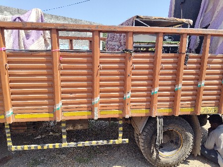 થંબનેલ 3