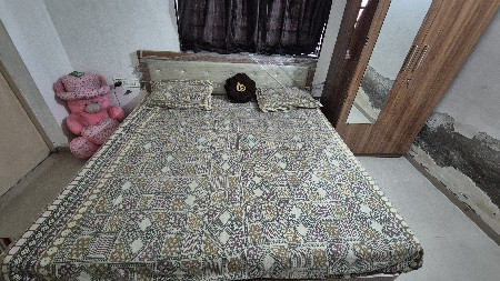 6×6 plywood bed