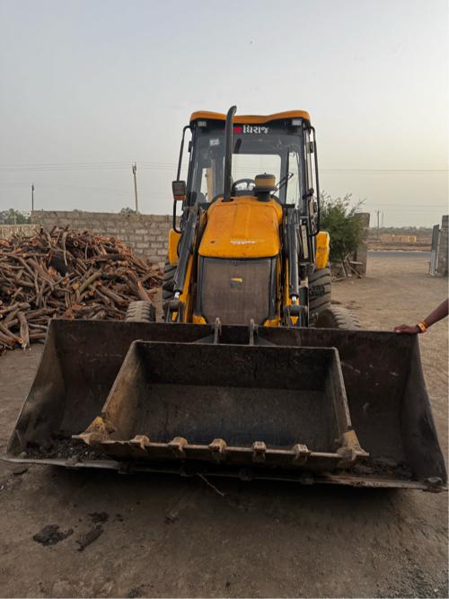 થંબનેલ 3