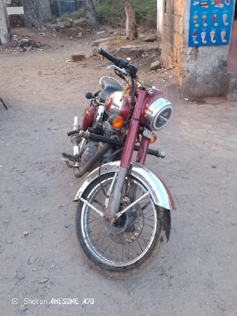 બુલેટ વેચવાની છે