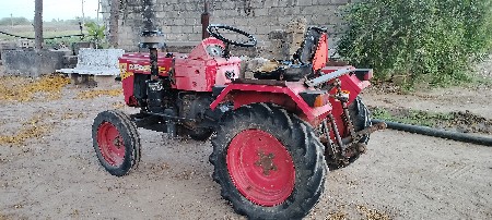 મીની ટ્રેકટર વેચવાનું છે