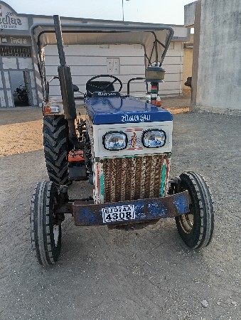 tractor