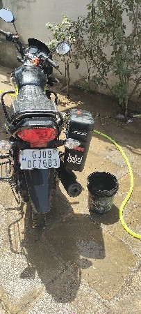ડીમ યુગા વેસવાનુછે