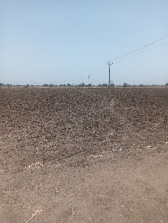 જમીન વેચવાની છે