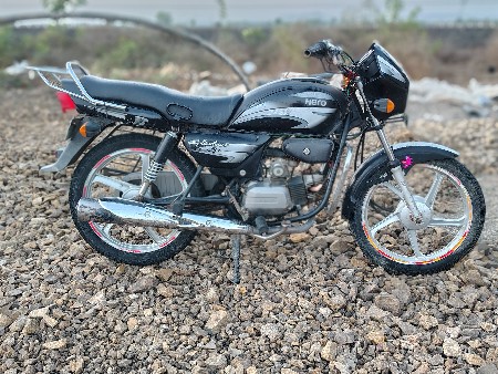 ગાડી વેચવાની છે