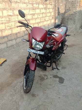 ગાડી વેચવાની છે.