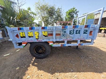ટ્રેક્ટર ટ્રોલી 90 ફૂટ