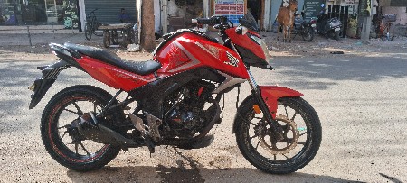 hornet 160r