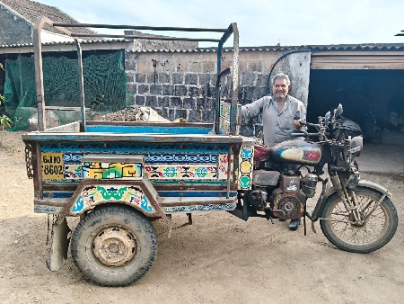 રીક્ષા વેસવાની સે