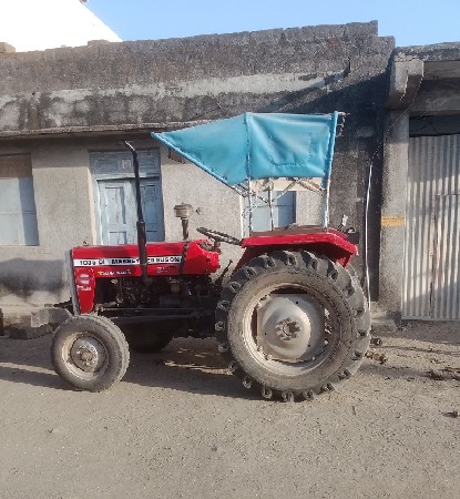 મેસી ટેકટર વેચવાનું છે