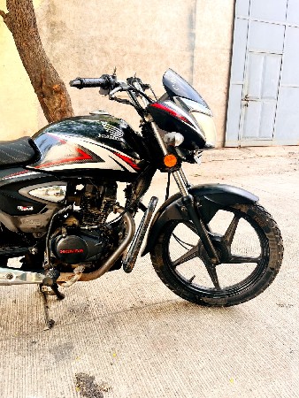 Honda cb shine