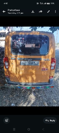mahinra suparo mini van