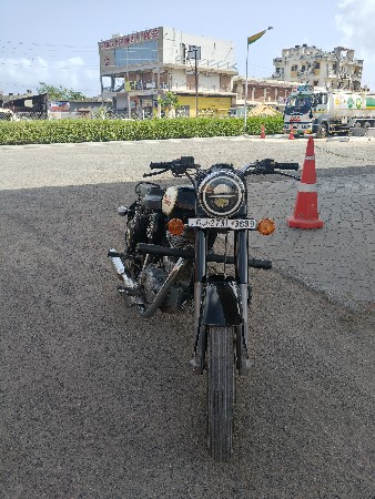 7069943686