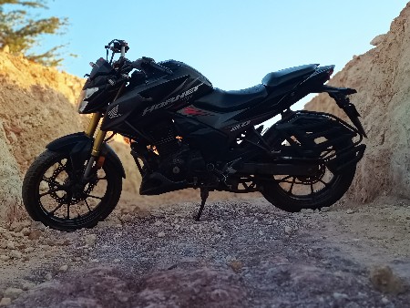 hornet 2.0 honda