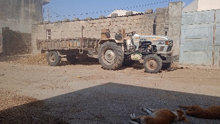 ટ્રેકટર વેચવાનું છે