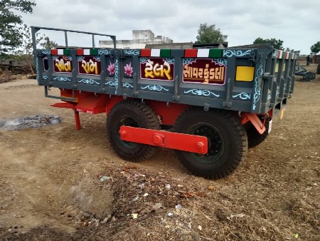 જય સીતારામ નું ફોરવીલ ટેલર વેચવાનું