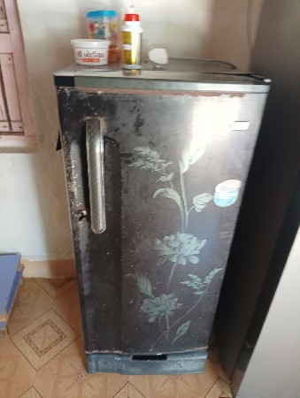 ફીરીજ વેશવા નુછે