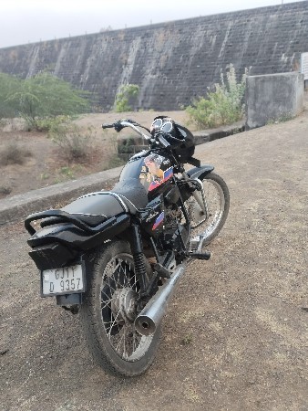 ગાડી વેયવાની છે 
ગામ પાનેલી મોટી