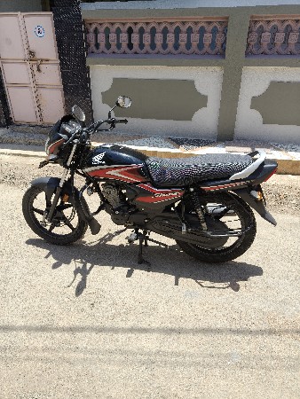 Honda shine 100 cc vesvanuse
