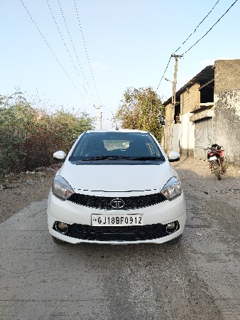 Tata Tiago Xz Petrol/Cng
