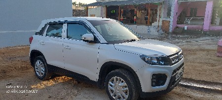 brezza Lxi 
owner 1